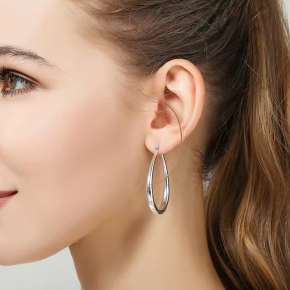 925 Silver U Shaped Hoop Earring - Picture 2 of 5